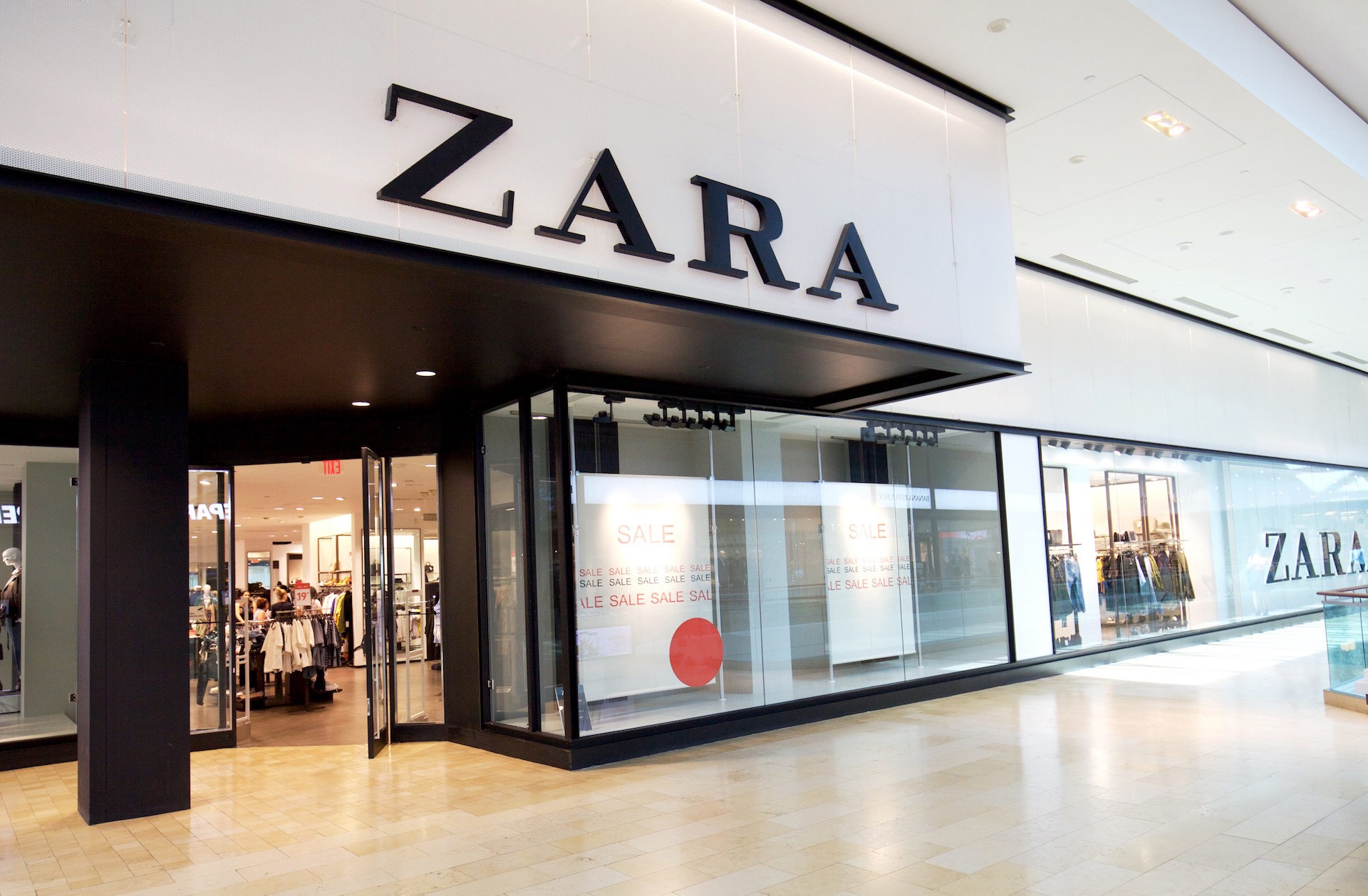 Zara - hãng thời trang ứng dụng mô hình “fast fashion” và công nghệ chuỗi cung ứng 
